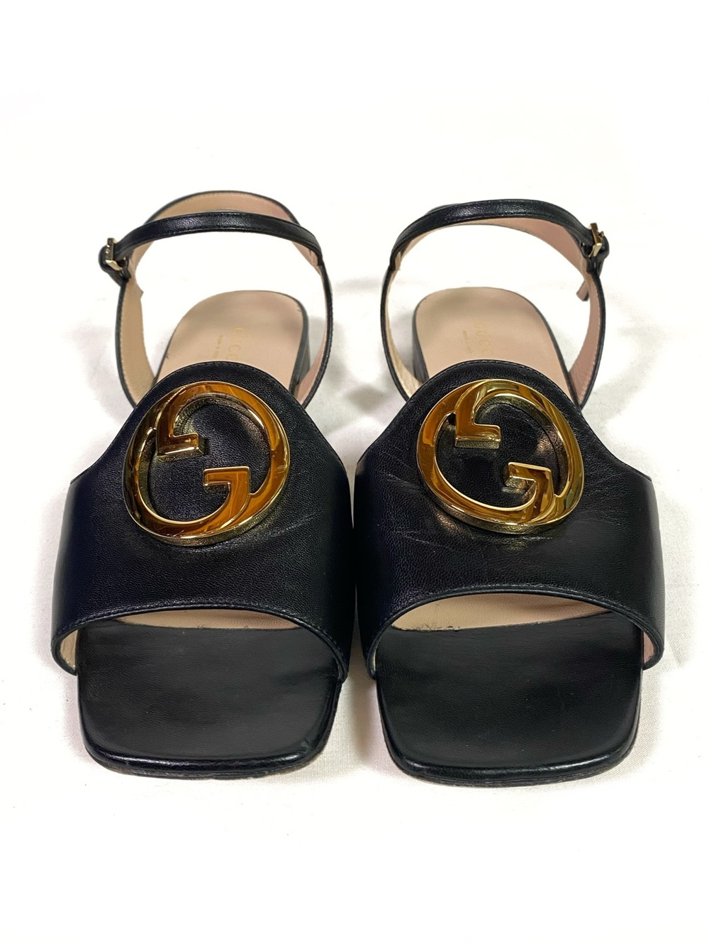 Gucci Interlocking G-logo Blondie Leather Flat Sandals - Picture 3 of 9